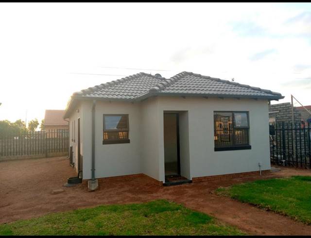 3 BEDROOM HOUSE FOR SALE IN SOSHANGUVE XX
